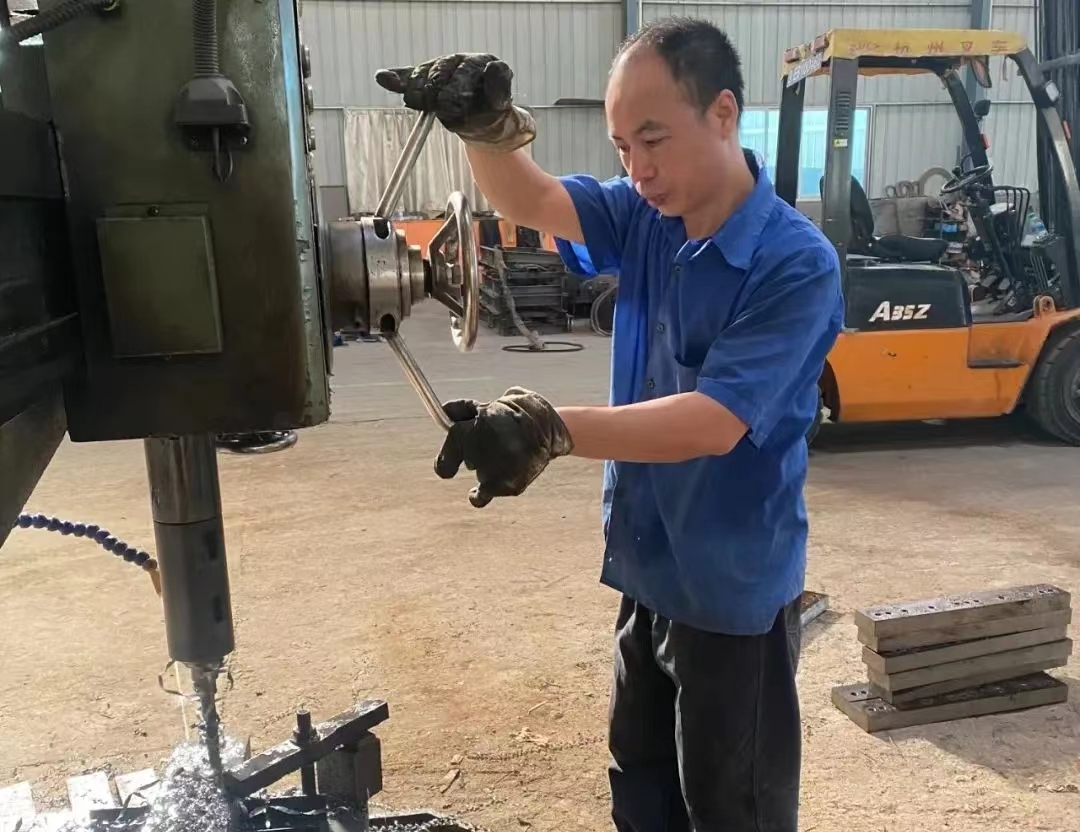 新時代贛鄱先鋒-謝小洪：踏實肯干的辛勤耕耘者 爭先創優的示范引領者